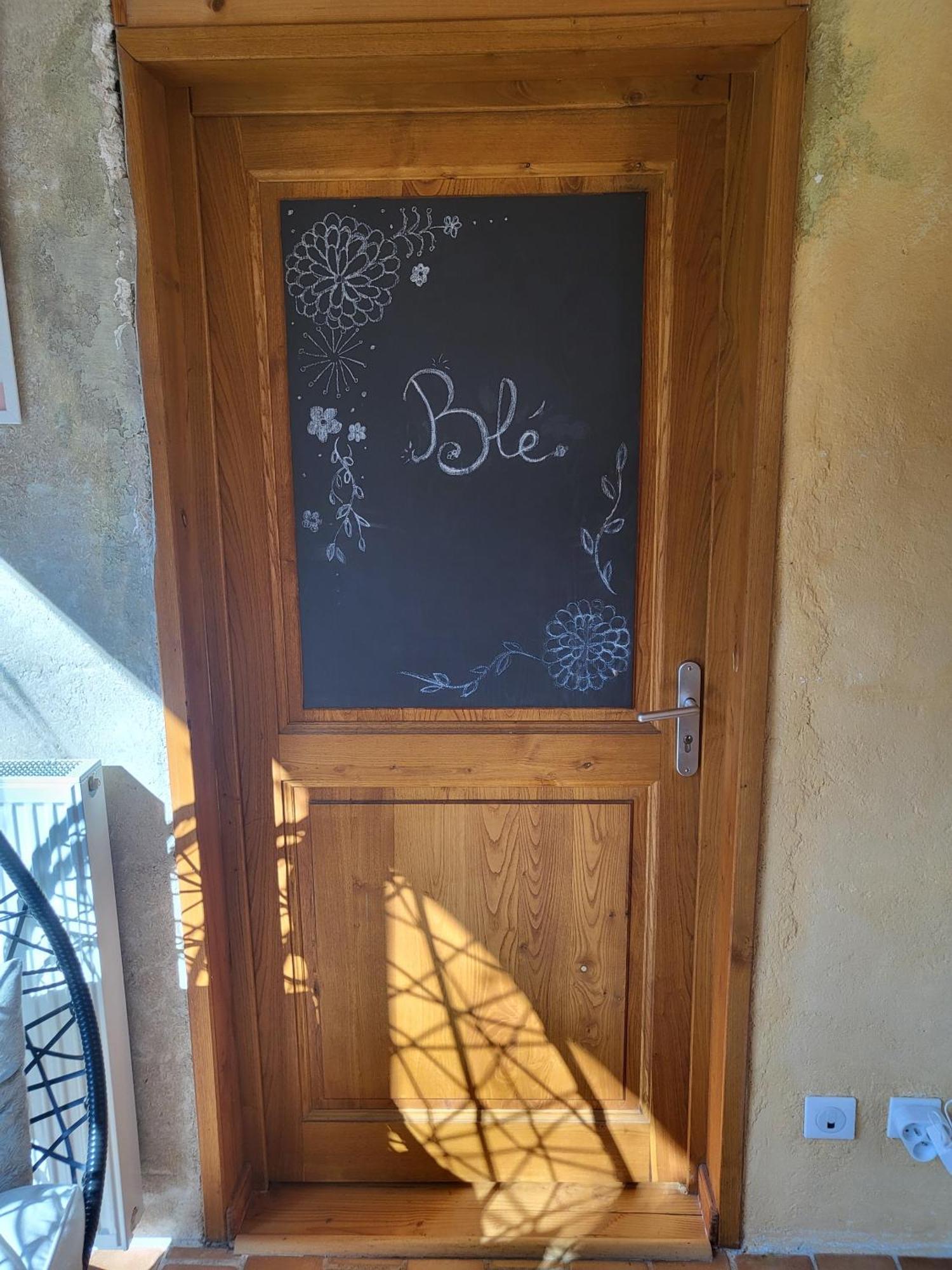 Hotel Le Grenier A Ble Satillieu Zimmer foto