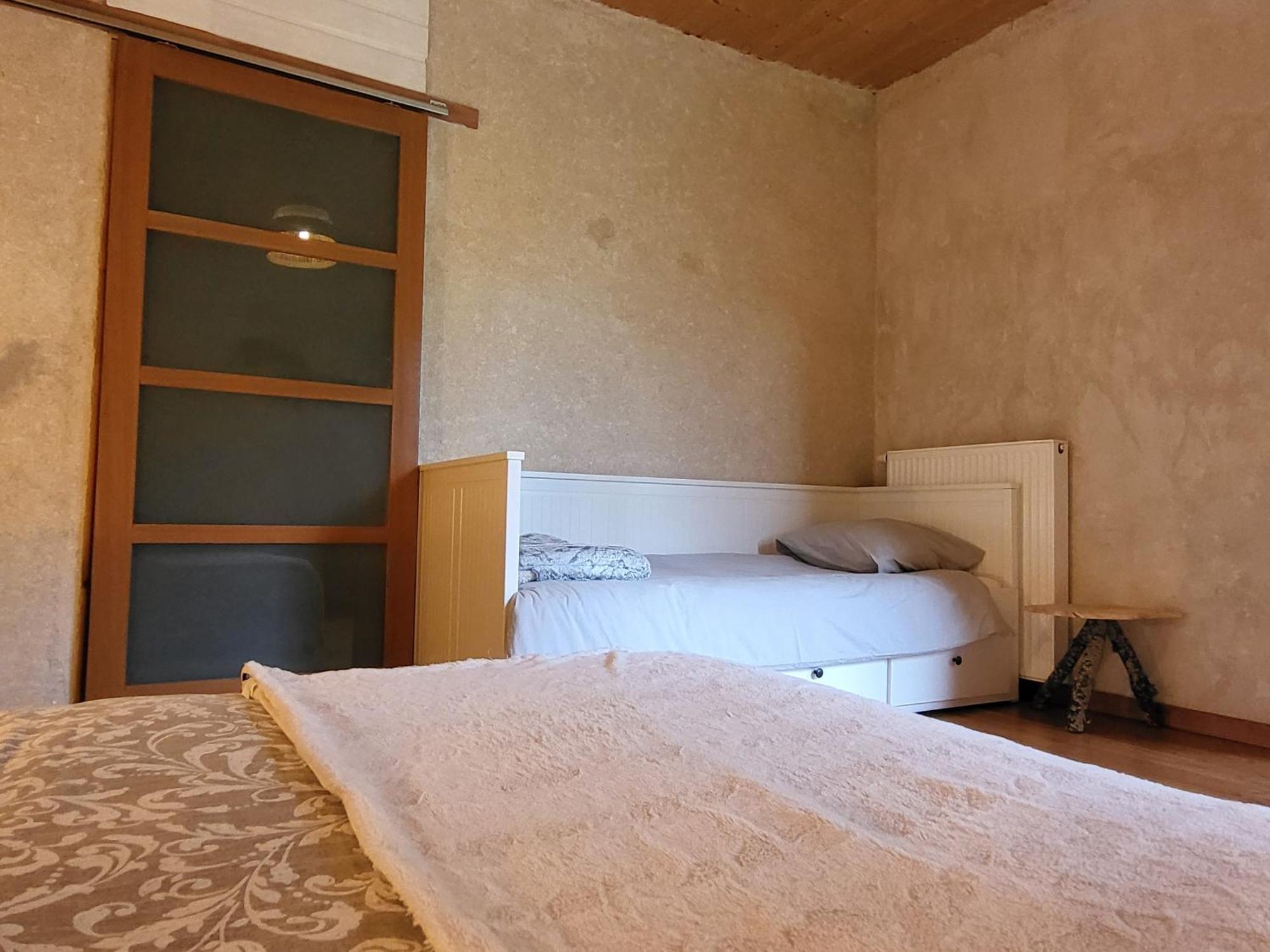 Hotel Le Grenier A Ble Satillieu Zimmer foto